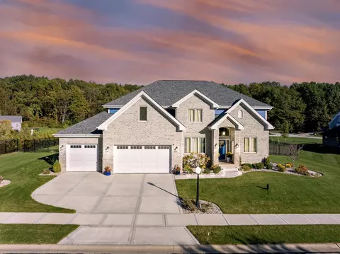 3408 Brigata Dr, Valparaiso, IN 46385