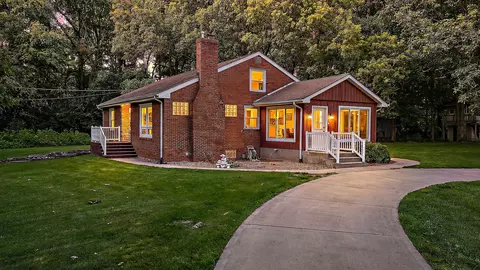 1111 S Hobart Rd, Hobart, IN 46342