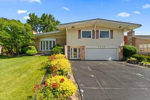 3650 E 34th Pl, Hobart, IN 46342