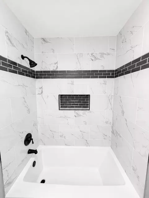 Bath - 4668 Johnson St, Gary, IN 46408 photo 2 of 5