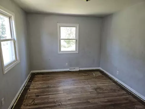 Bedroom - 1856 W 21st Ave, Gary, IN 46404 photo 3 of 3