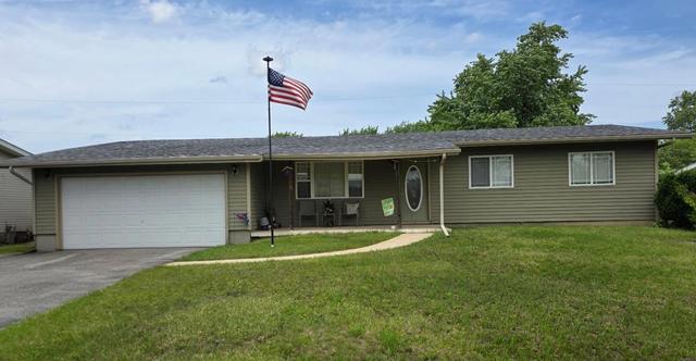 415 Saginaw Dr, Valparaiso, IN 46385