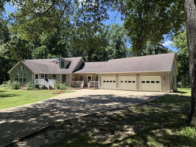 2530 S 400, La Porte, IN 46350