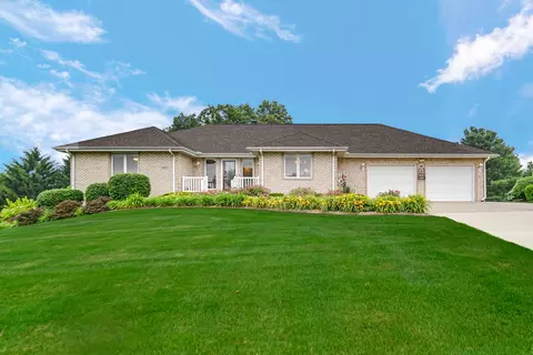 5617 W Wilmens Trl, La Porte, IN 46350