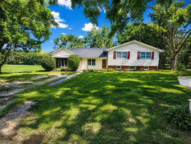 301 W Wilson St, Hebron, IN 46341