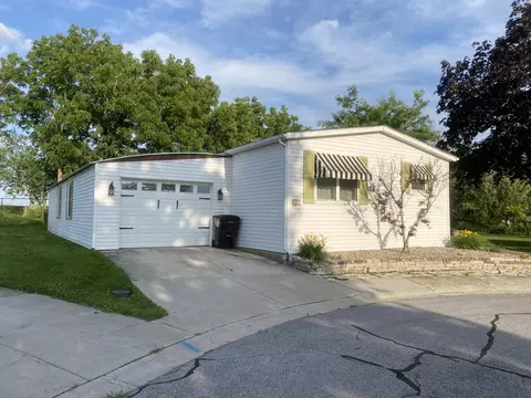 1350 E North St #100, Crown Point, IN 46307