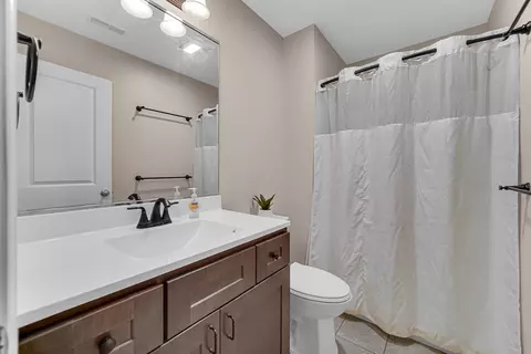 Bath - 122 Emerald Dr, Porter, IN 46304 photo 1 of 2