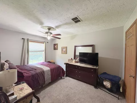 Bedroom - 1727 W 48th Pl, Gary, IN 46408 photo 5 of 6