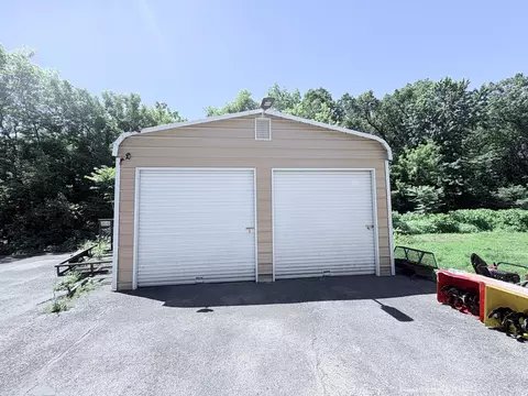 Exterior - 1727 W 48th Pl, Gary, IN 46408 photo 4 of 11