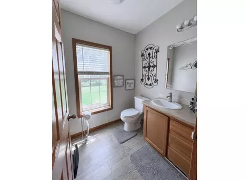 Bath - 1727 W 48th Pl, Gary, IN 46408 photo 1 of 5
