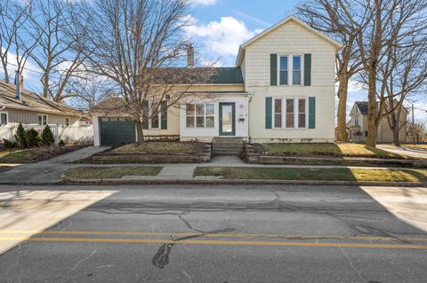 557 W Chicago St, Valparaiso, IN 46385