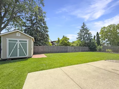 Exterior - 9443 Oriole Dr, Munster, IN 46321 photo 3 of 3
