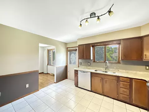 Kitchen - 9443 Oriole Dr, Munster, IN 46321 photo 1 of 2
