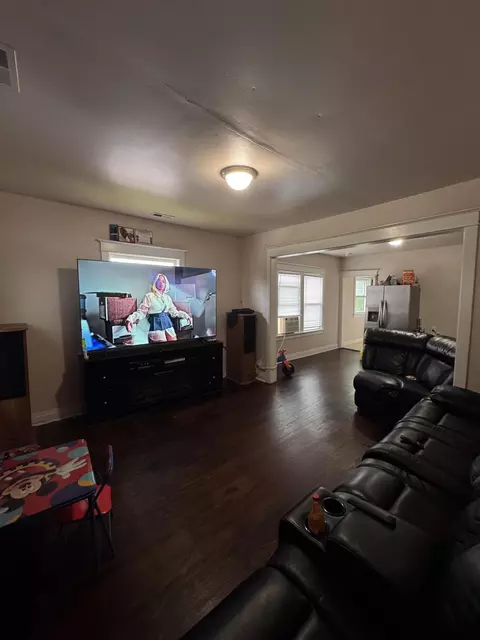 564 Carolina St, Gary, IN 46402 photo 22