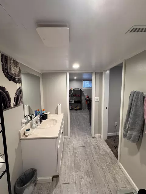 564 Carolina St, Gary, IN 46402 photo 10