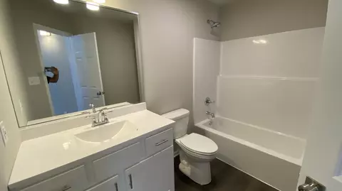 Bath - 5602 Fountain Cir, Crown Point, IN 46307 photo 1 of 2