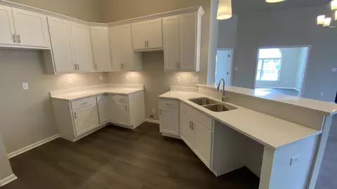 Kitchen - 5602 Fountain Cir, Crown Point, IN 46307 photo 3 of 9