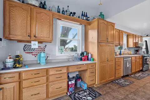 202 E 2nd St, Wanatah, IN 46390 photo 11
