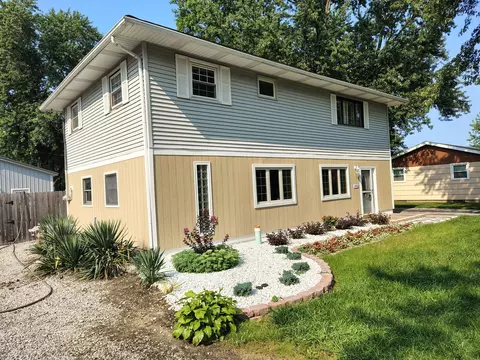 3422 E 74th Ave, Merrillville, IN 46410