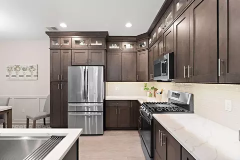 Kitchen - 1346 Parke Dr, Crown Point, IN 46307 photo 4 of 4
