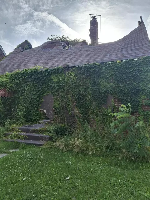 4539 S Buchanan St, Gary, IN 46408 photo 3
