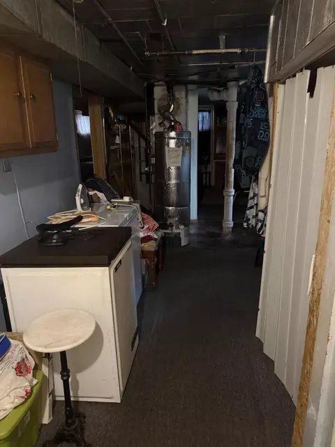 Entry Way - 2421 Monroe St, Gary, IN 46407 photo 2 of 2