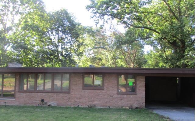 361 Osage St, Park Forest, IL 60466