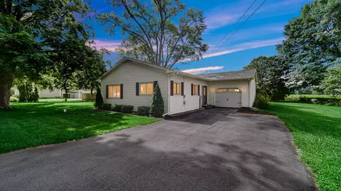 410 E Hamilton St, Union Mills, IN 46382