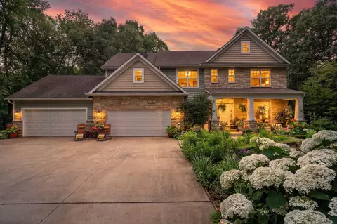 3933 Timberland Dr, Wheatfield, IN 46392