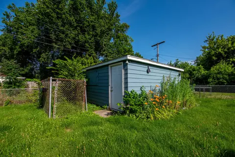 1409 Roosevelt St, Gary, IN 46404 photo 17