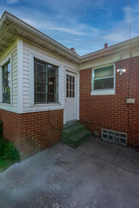 1409 Roosevelt St, Gary, IN 46404 photo 22