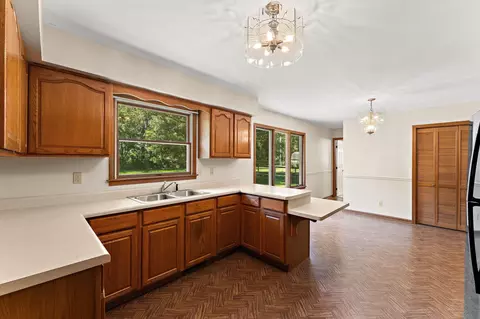 Kitchen - 9082 Estates Dr, De Motte, IN 46310 photo 5 of 5