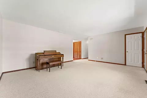 Living - 9082 Estates Dr, De Motte, IN 46310 photo 2 of 3