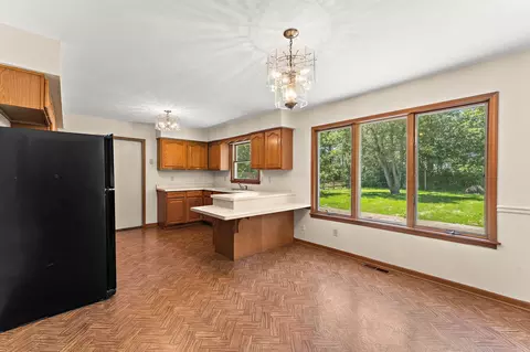 Kitchen - 9082 Estates Dr, De Motte, IN 46310 photo 1 of 5