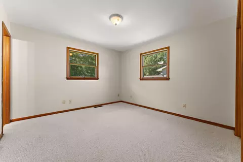 Bedroom - 9082 Estates Dr, De Motte, IN 46310 photo 1 of 3
