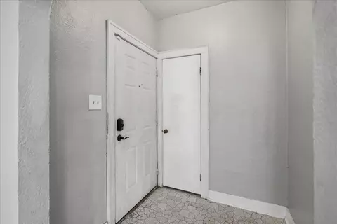 Entry Way - 7327 Monroe Ave, Hammond, IN 46324 photo 1 of 2