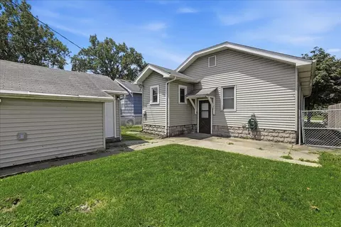 Exterior - 7327 Monroe Ave, Hammond, IN 46324 photo 6 of 8