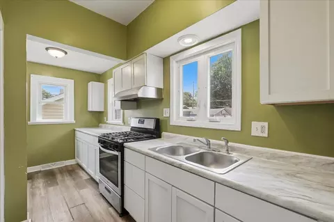Kitchen - 7327 Monroe Ave, Hammond, IN 46324 photo 2 of 3
