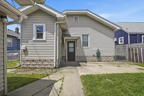 Exterior - 7327 Monroe Ave, Hammond, IN 46324 photo 5 of 8