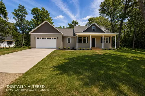 11113 Quail Run Dr, Wheatfield, IN 46392