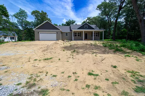 11113 Quail Run Dr, Wheatfield, IN 46392