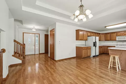910 Doe Path Ln, Crown Point, IN 46307 photo 9