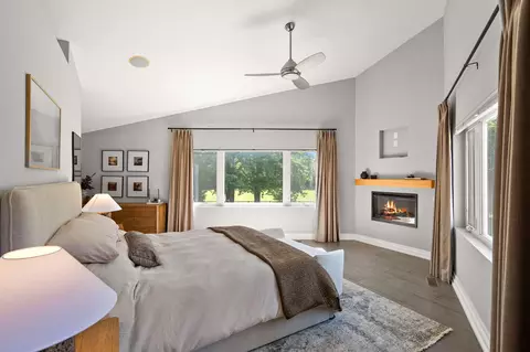 Bedroom - 7035 E 83rd Ave, Crown Point, IN 46307 photo 1 of 6