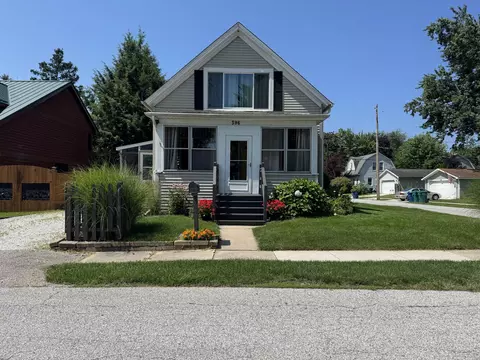 396 Kenwood St, La Porte, IN 46350