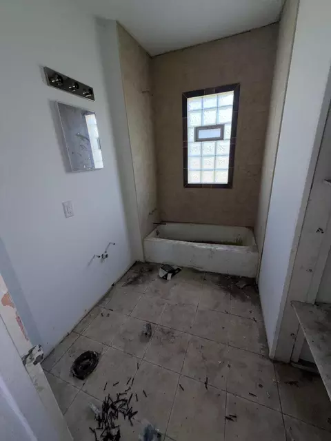 3685 Massachusetts St, Gary, IN 46409 photo 10