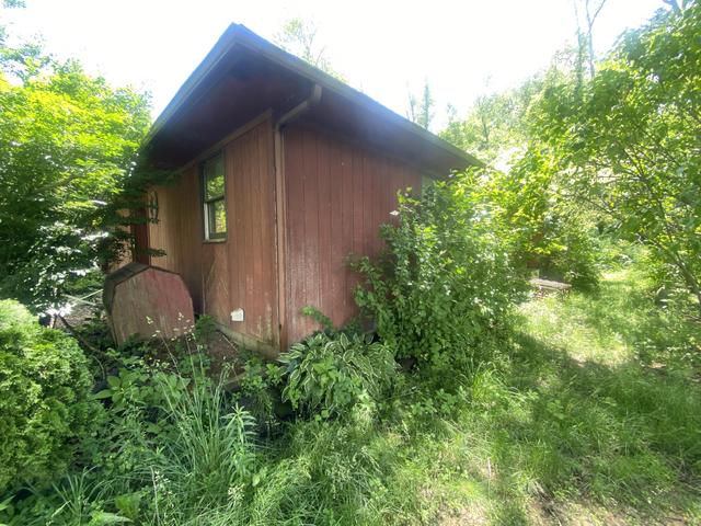 80 Tanglewood Trl, Valparaiso, IN 46385