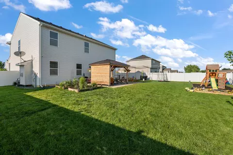 Exterior - 8289 W 171st Pl, Lowell, IN 46356 photo 4 of 7