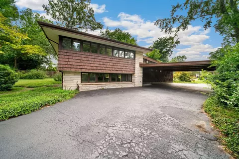 301 Kenwood Pl, Michigan City, IN 46360