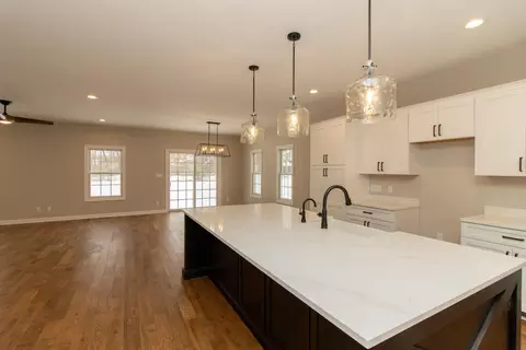 Kitchen - 12707 Creekside Dr, Cedar Lake, IN 46303 photo 2 of 3