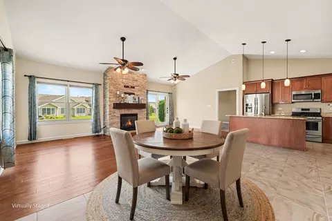 Dining - 9354 W 107th Pl, Saint John, IN 46373 photo 1 of 1